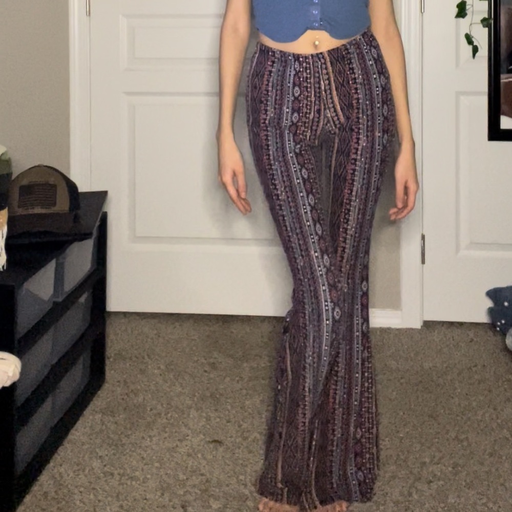 Printed flare pants